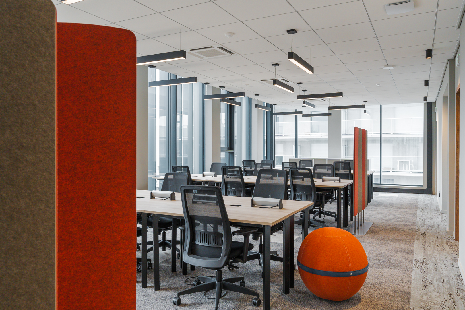 Bureaux-opérés-nantes Open space