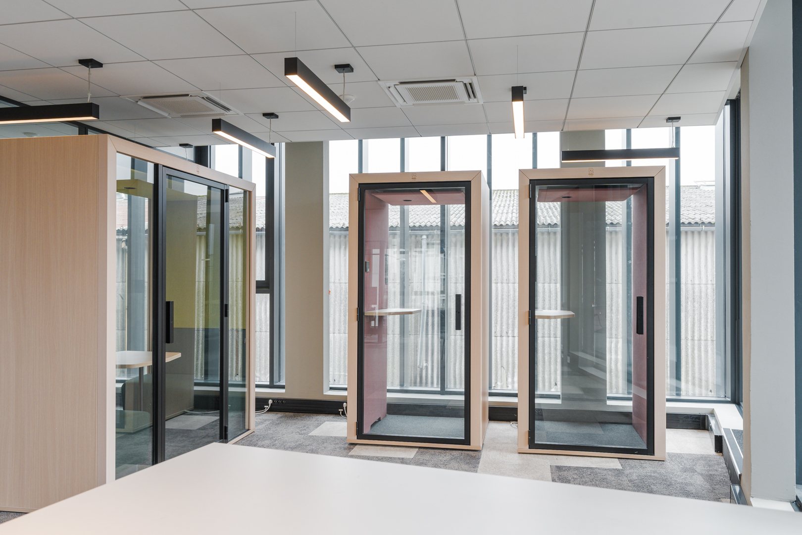 coworking-phone-booth-nantes Phonebooths